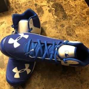 Under Armour Men’s size 13 Baseball Cleats